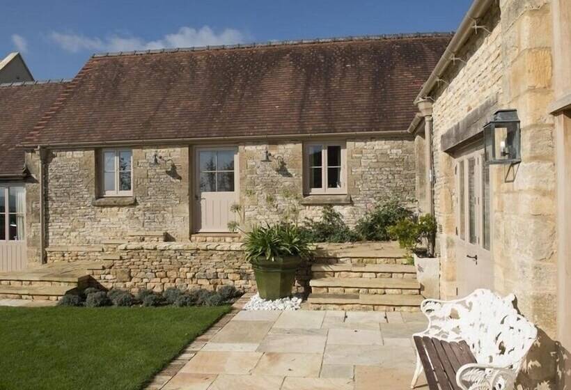 Thorndale Farm Barn Stable Cottage