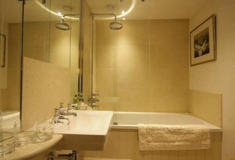 Thorndale Farm Barn Stable Cottage