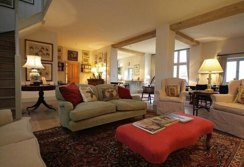 Thorndale Farm Barn Stable Cottage