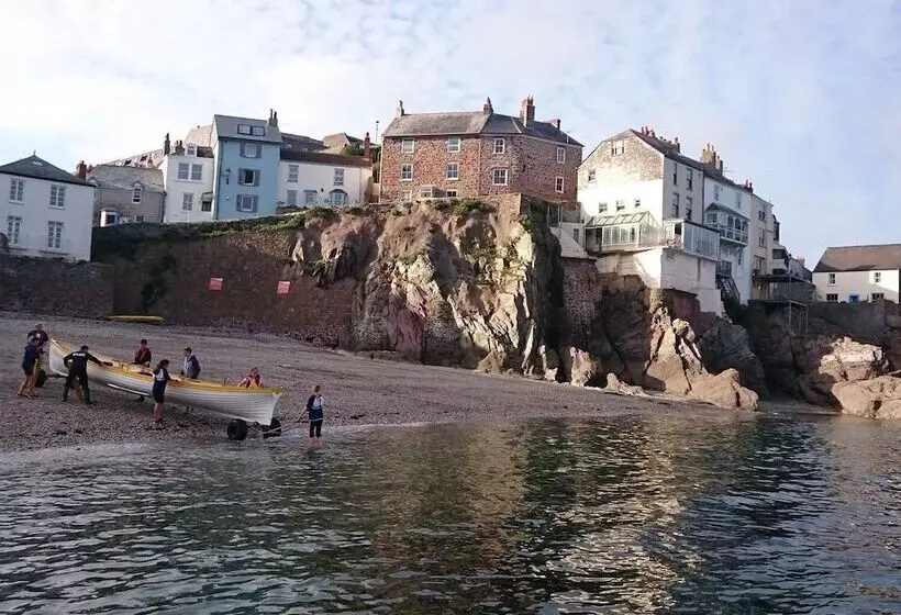 Two Tides Cottage