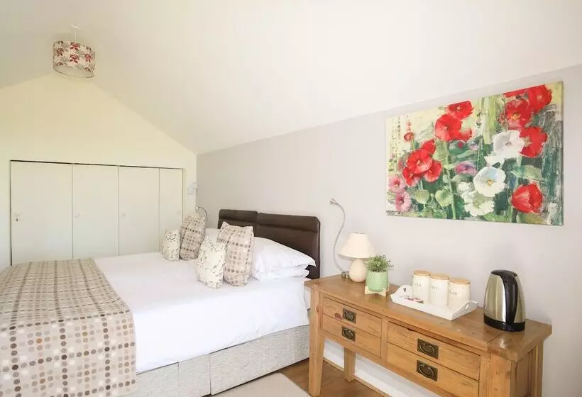 Tymynydd Cottage