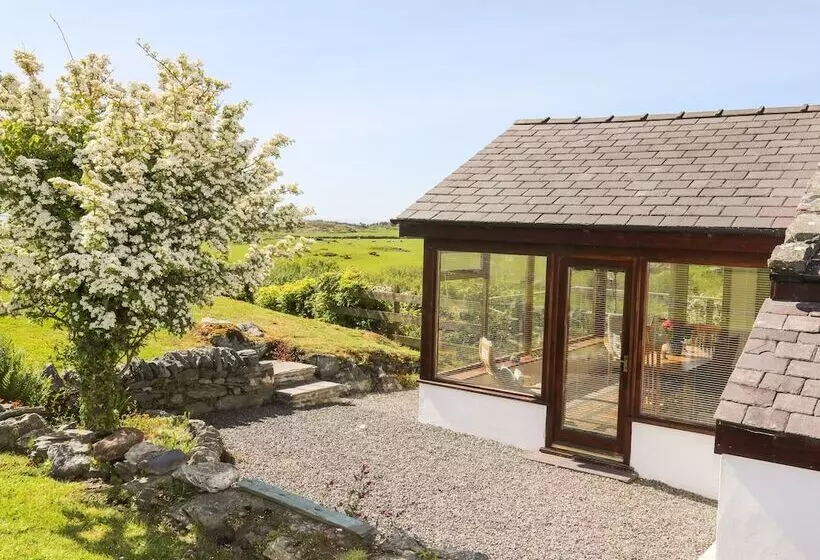 Tymynydd Cottage