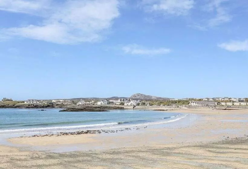 Tyn Towyn   Ty Glas