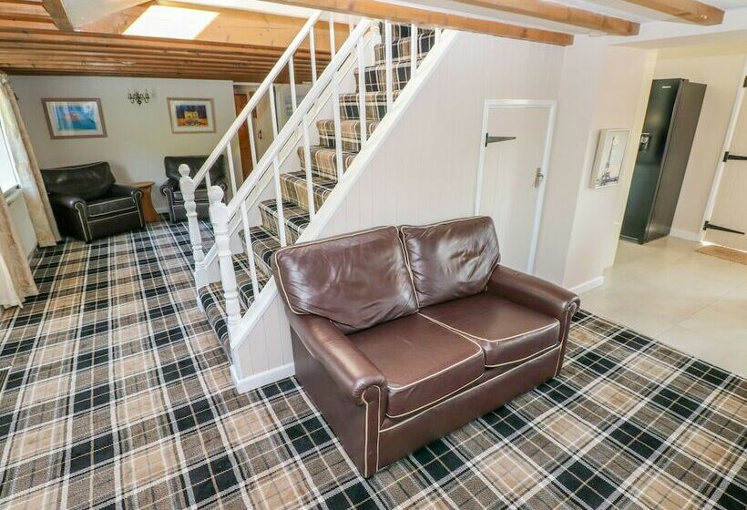 Vineyard Vale Cottage