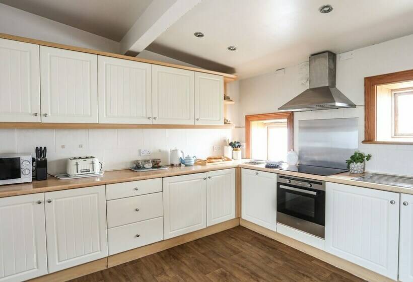 West Lighthouse Keeper's Cottage