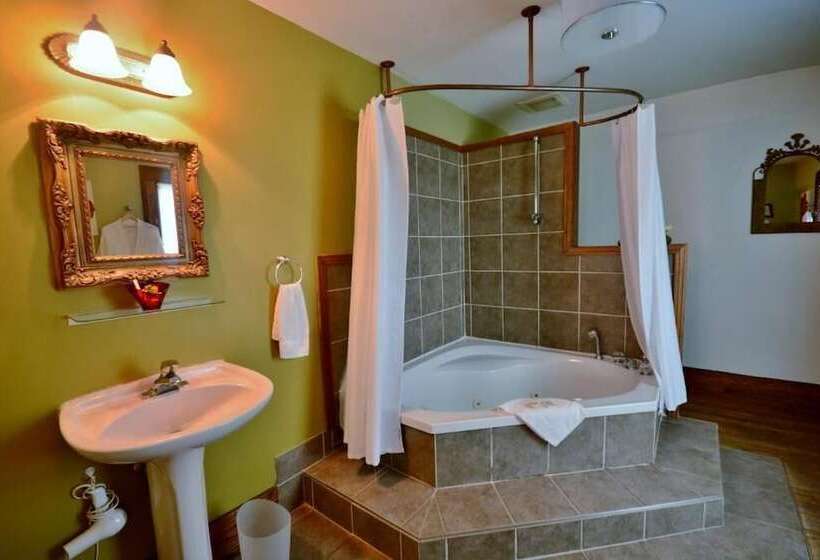 Distinctive Inns Of Kingsville Inn31