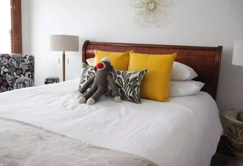 Distinctive Inns Of Kingsville Inn31