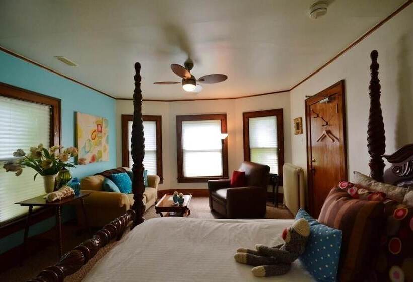 Distinctive Inns Of Kingsville Inn31