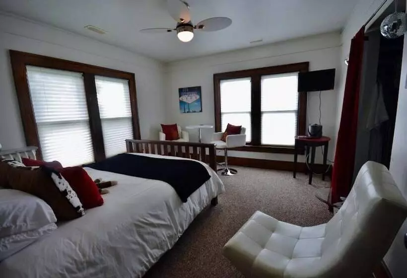 Distinctive Inns Of Kingsville Inn31