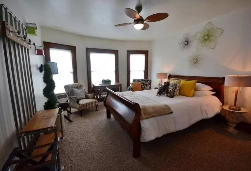 Distinctive Inns Of Kingsville Inn31