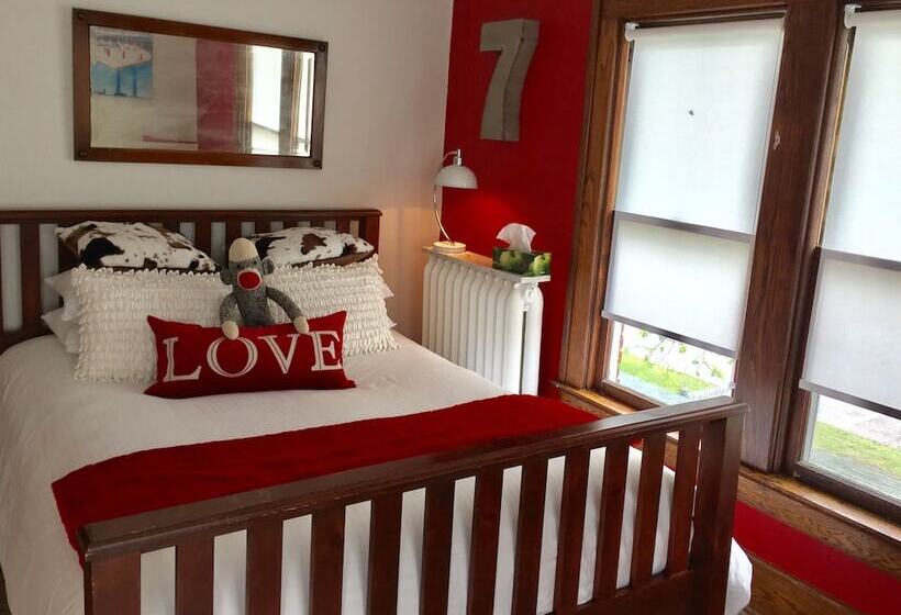 Distinctive Inns Of Kingsville Inn31