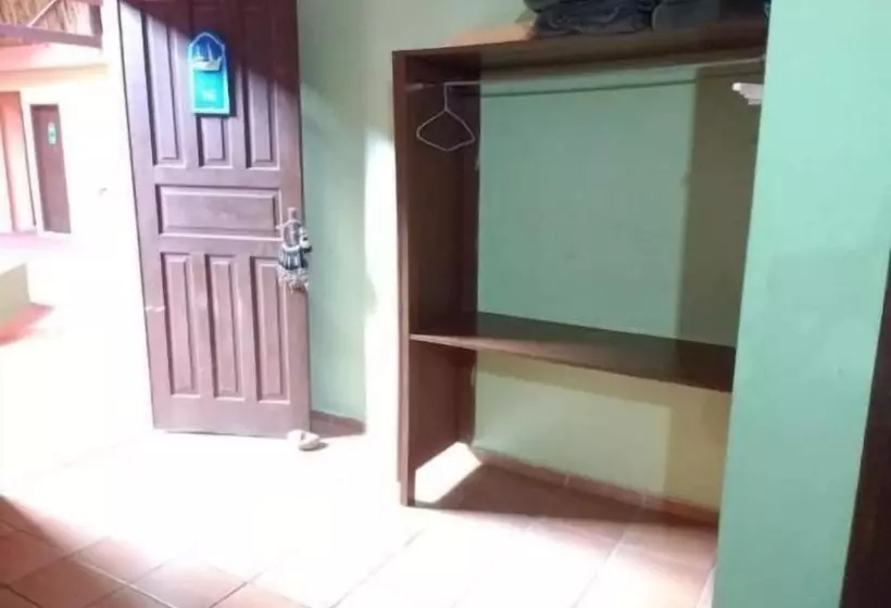 簡易ホテル Pousada Do Preto