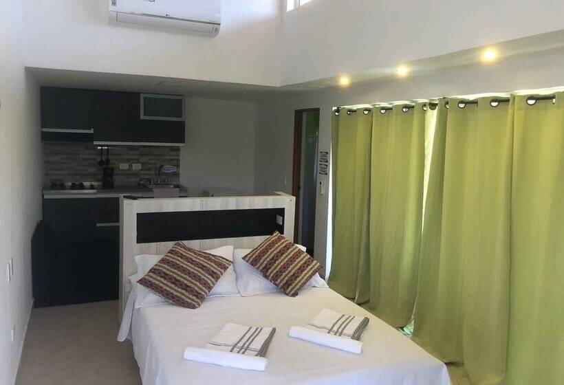 هتل Caribbean Harmony