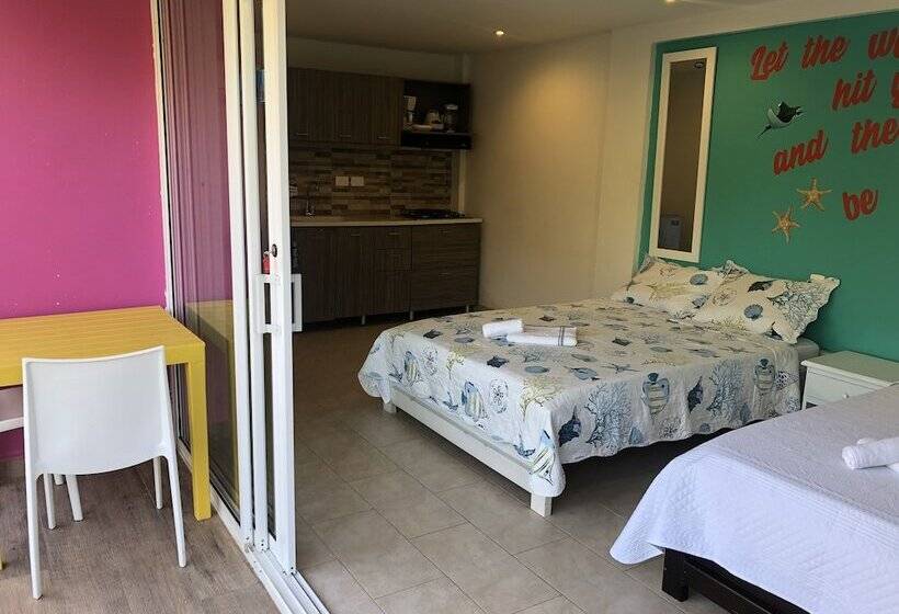 هتل Caribbean Harmony