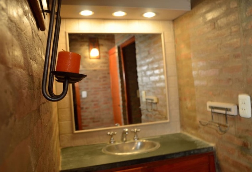 호텔 De Campo Granja El Aromo