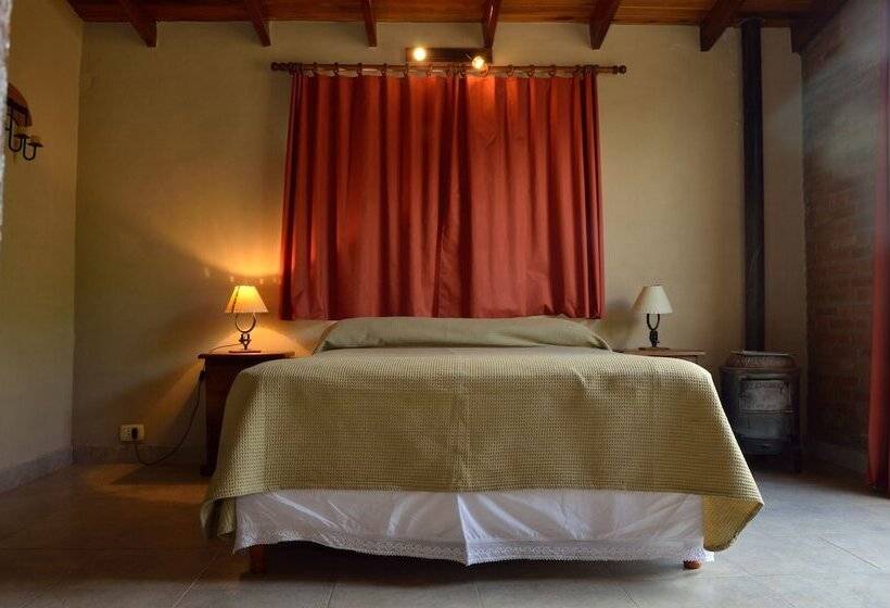 호텔 De Campo Granja El Aromo