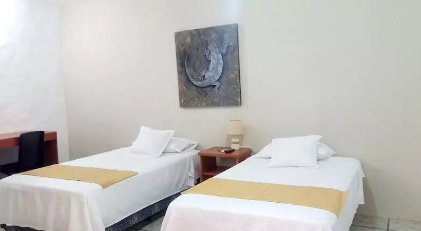 هتل El Bambú Galápagos