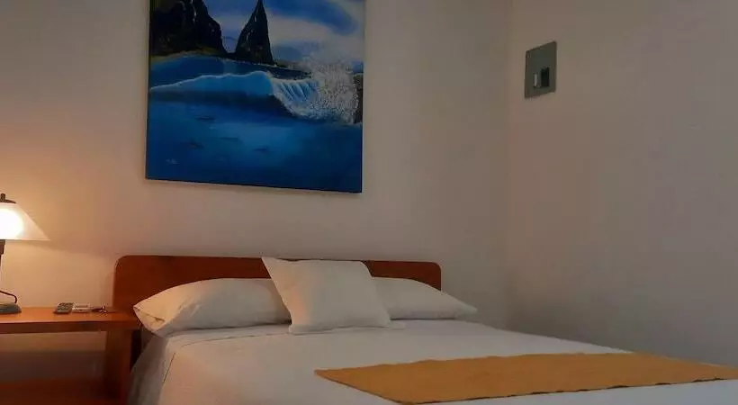 هتل El Bambú Galápagos