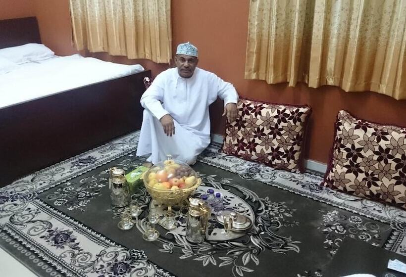 هتل Five Continents