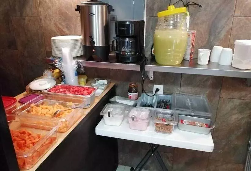 ホテル Huaxteca Inn