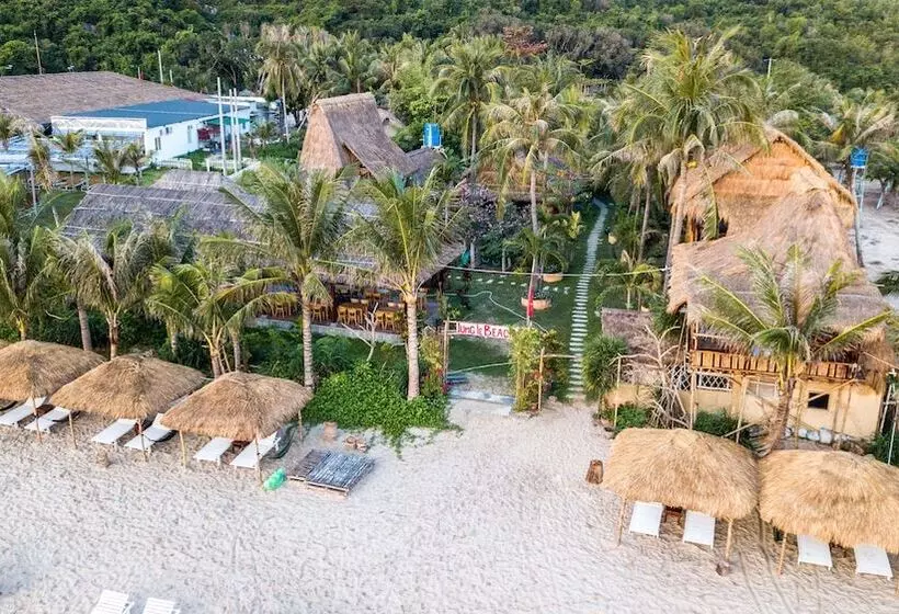هتل Jungle Beach