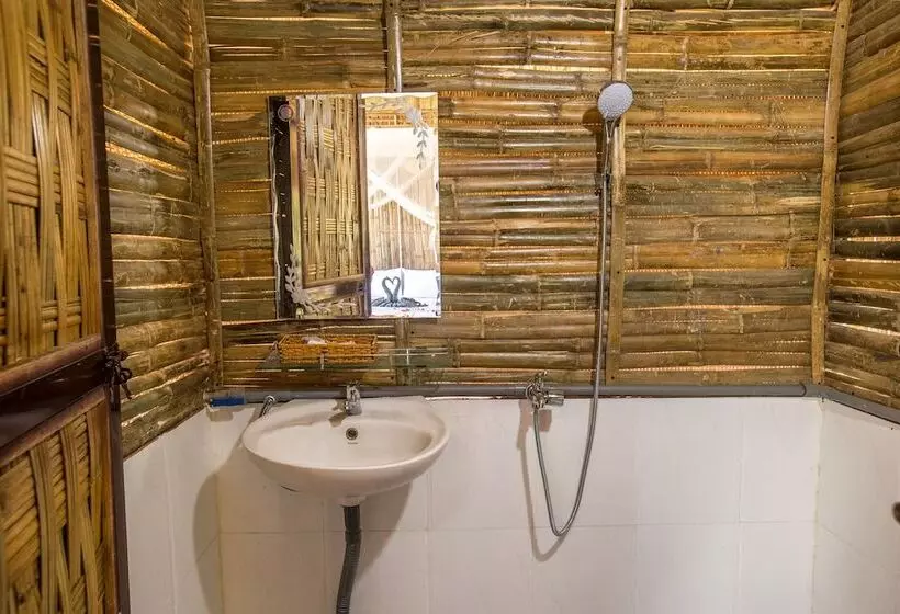 هتل Jungle Beach
