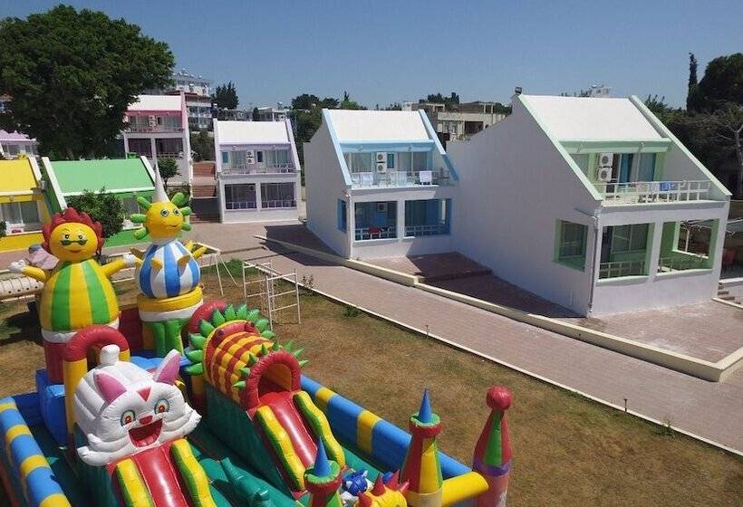 هتل Oykum Tatil Koyu