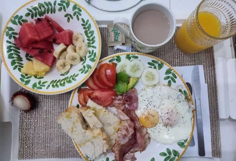 ホテル Playa Grande Lodge & Tree House