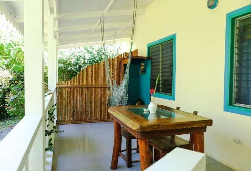 Hotel Playa Grande Lodge & Tree House