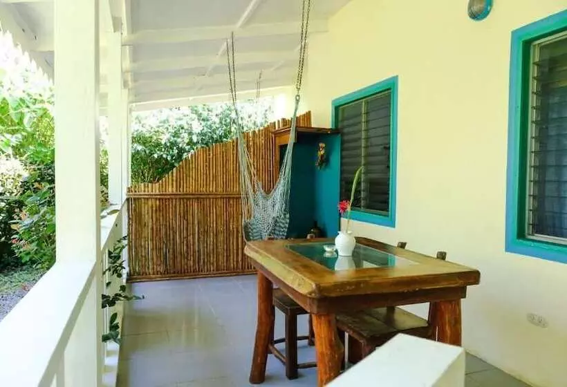 ホテル Playa Grande Lodge & Tree House