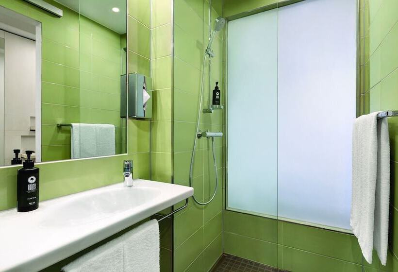 هتل Super 8 By Wyndham Koblenz