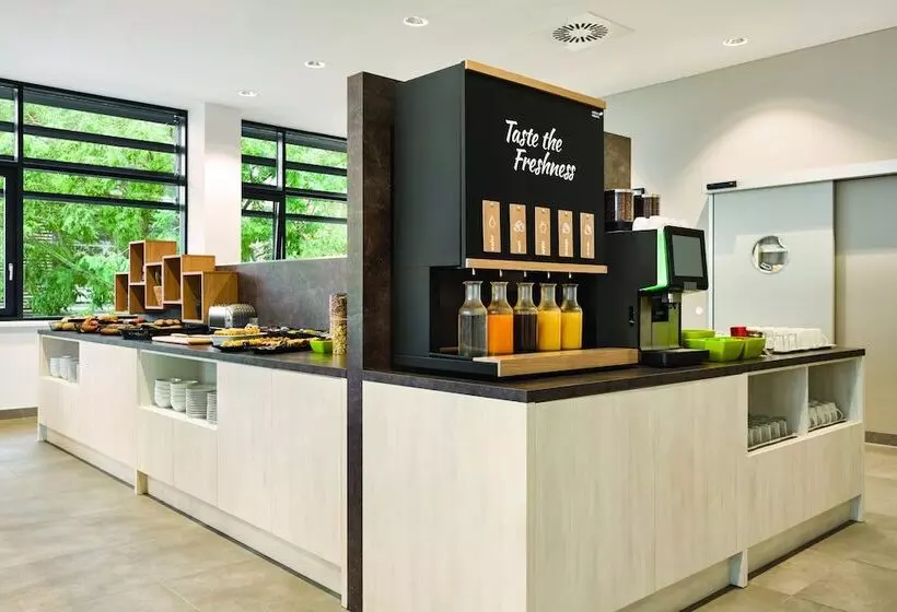 Hotelli Super 8 By Wyndham Koblenz