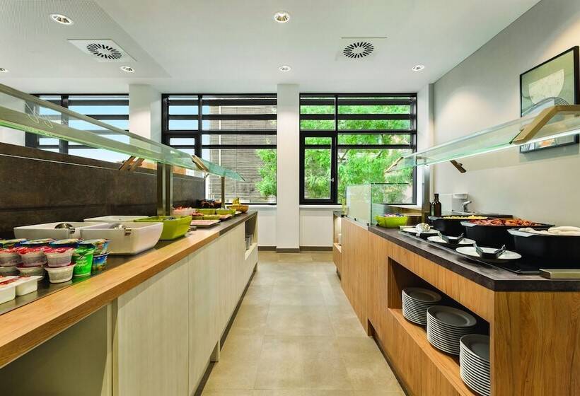 هتل Super 8 By Wyndham Koblenz