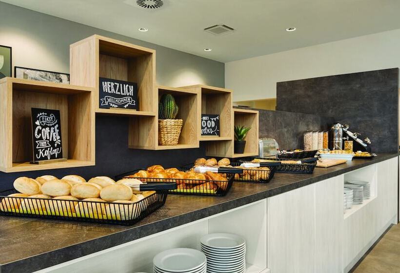 هتل Super 8 By Wyndham Koblenz