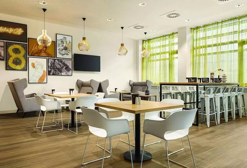 Hotelli Super 8 By Wyndham Koblenz