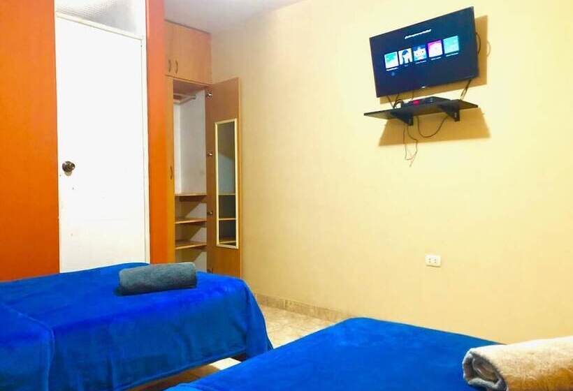 ホテル The Airport House