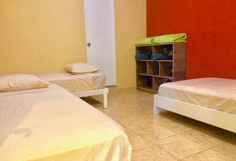 ホテル The Airport House