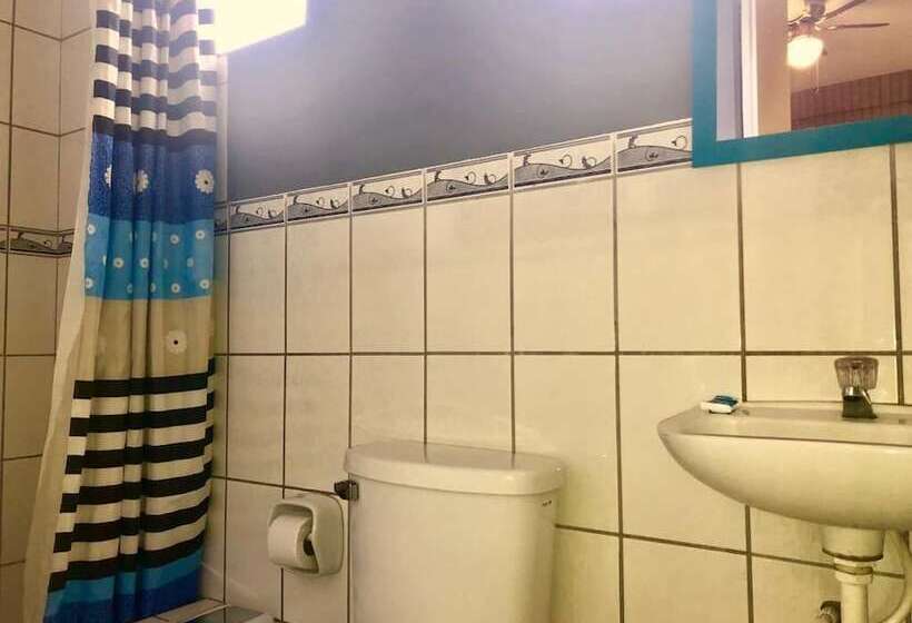 ホテル The Airport House