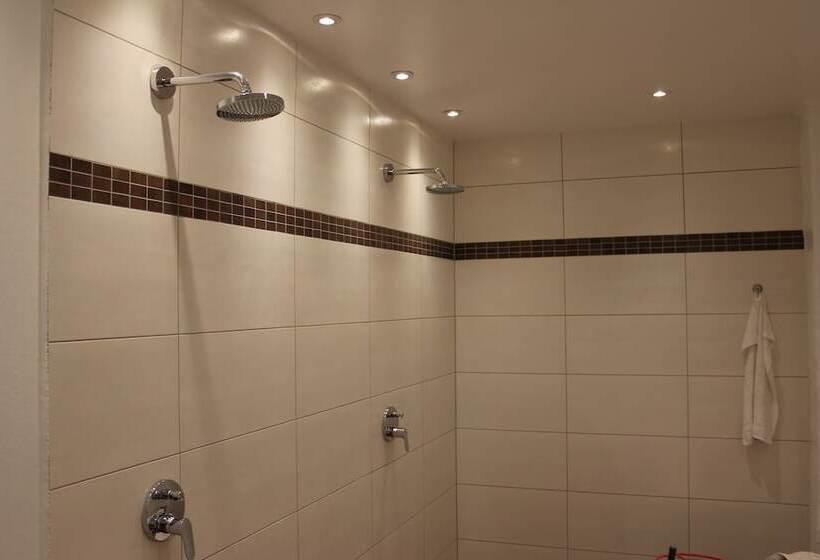 Katrinelund Bed And Breakfast