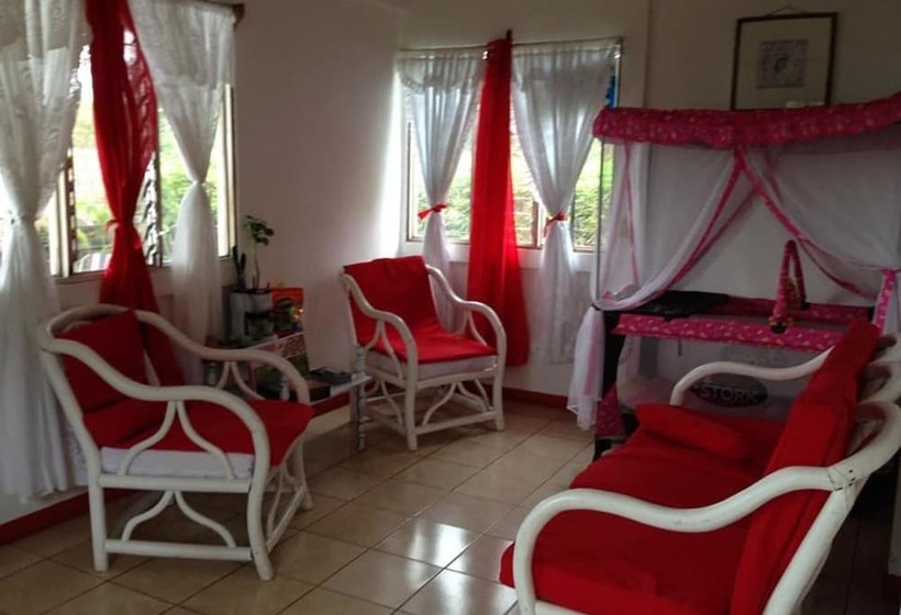 Little Paradise Hostel