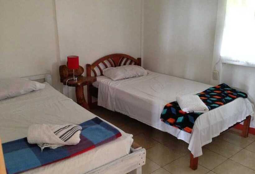 Little Paradise Hostel