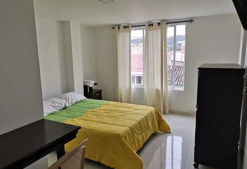 ペンション Hostal Cerca Al Centro De Popayan