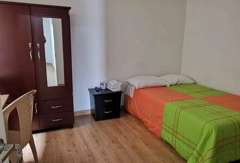 ペンション Hostal Cerca Al Centro De Popayan