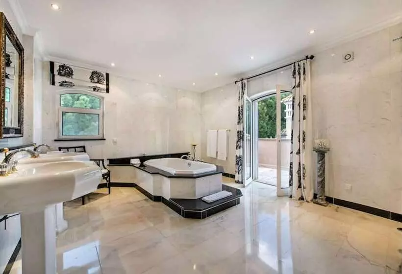 Villa In Quinta Do Lago Resort 1025