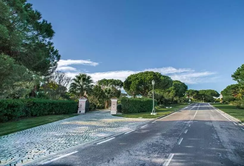 Villa In Quinta Do Lago Resort 1025