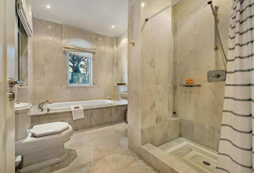 Villa In Quinta Do Lago Resort 1025