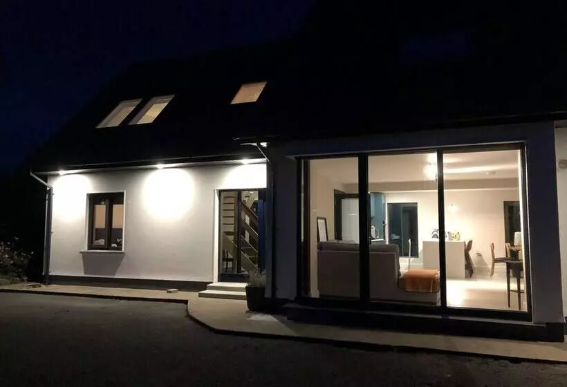 Westport Coastal Lodge