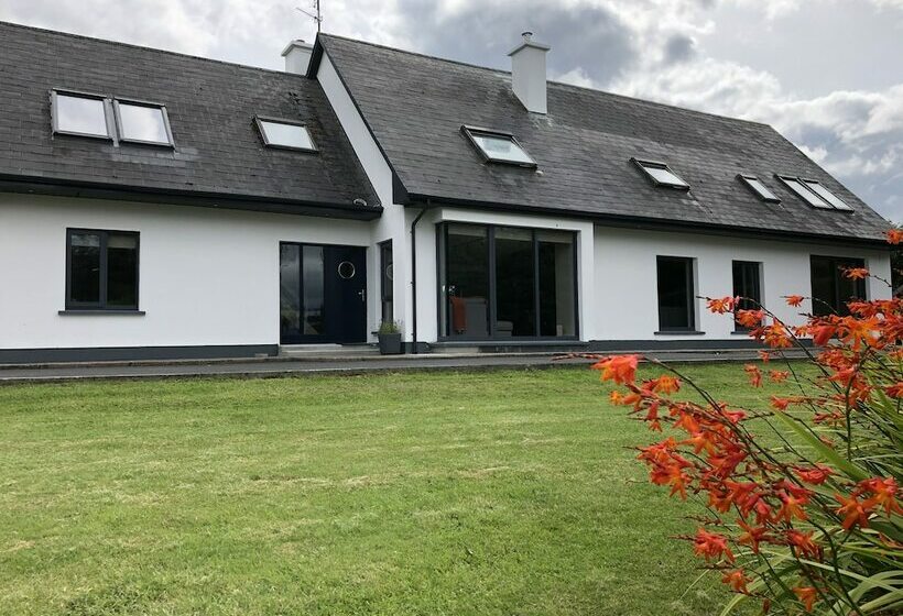 Westport Coastal Lodge