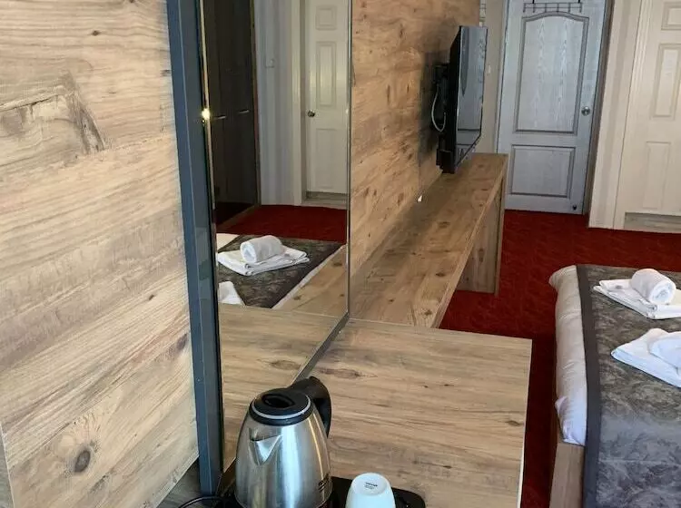 Adanaz Otel
