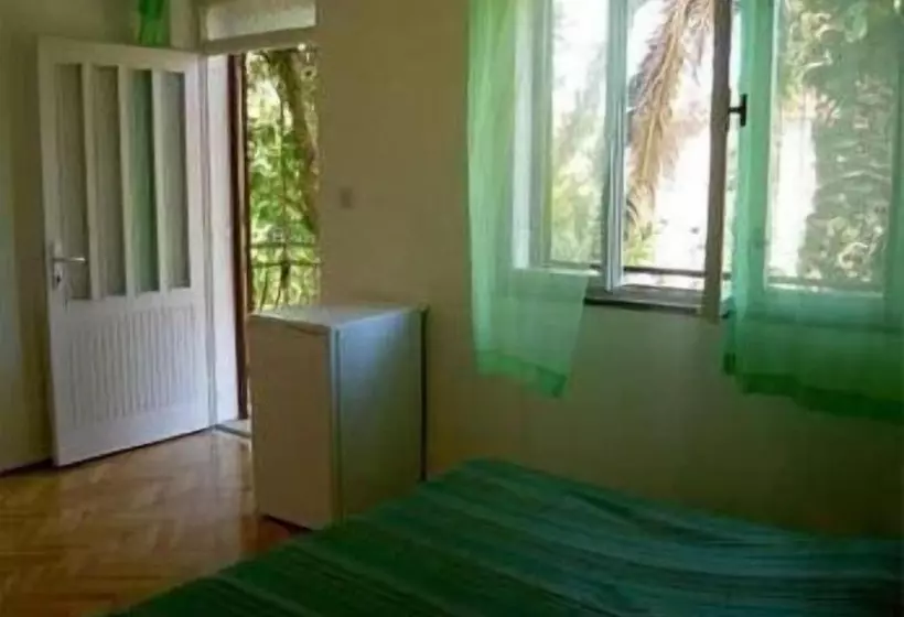 ユースホステル Hvar Guesthouse